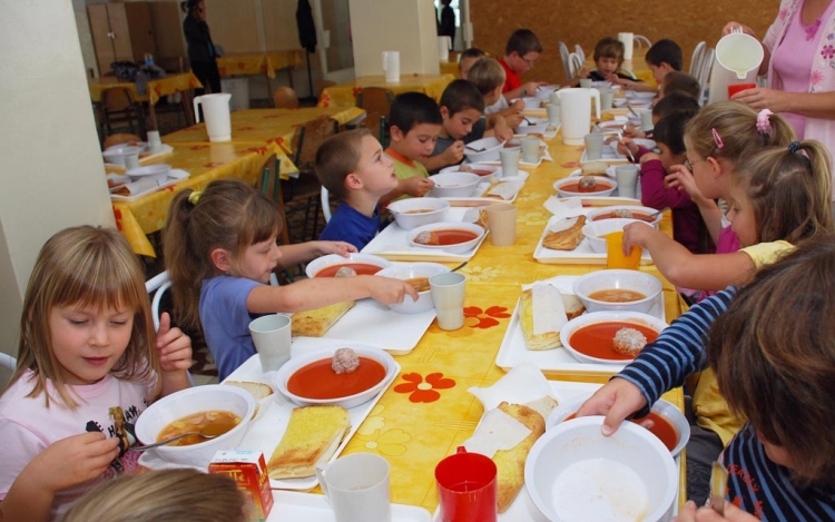 5703 nógrádi gyermek nyári étkeztetését segíti az állam