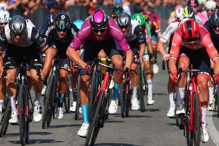 Giro d\'Italia - Spanyol győzelem a hatodik szakaszon, Valter ötvenedik.