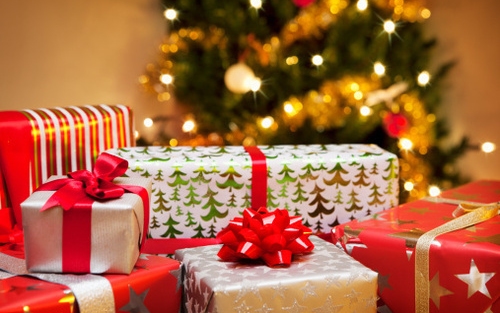 Minden 5. magyar adott már tovább karácsonyra kapott ajándékot