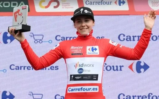 Női Vuelta - Vas megtartotta a piros trikót.