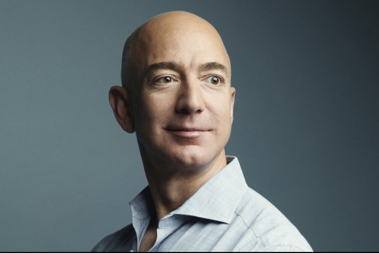 Válik Jeff Bezos, a világ leggazdagabb embere