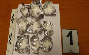 Kábítószert találtak a sóshartyáni férfi zsebében