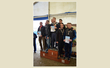 Aranyéremmel tértek haza a Nógrád megyei tűzoltók