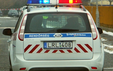 Körözött rendőrkézen