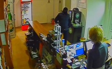 Dohányboltot akartak kirabolni Bátonyterenyén