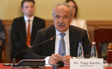 Nagy István: zajlik az érintett telepek teljes mentesítése és ha nem lesz újabb fertőzés, akkor heteken belül feloldhatják a korlátoz�