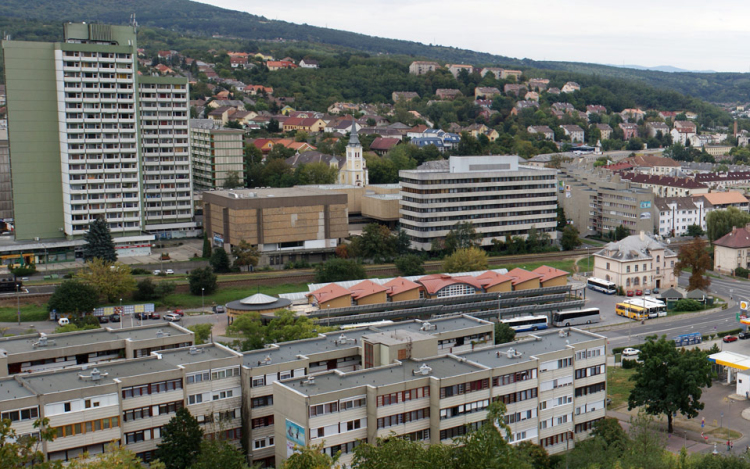 Telephelyet hoz létre Salgótarjánban az Óbudai Egyetem