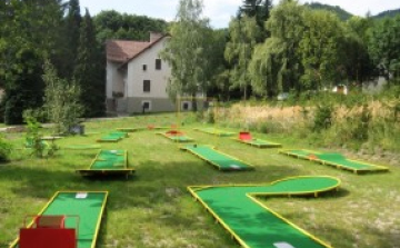 Családi erdőkerülés Diósjenőn