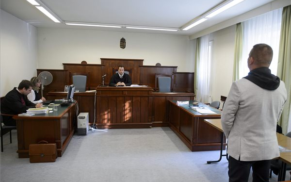 Nem jogerős a Hende Csaba balesetét okozó ralist elmarasztaló ítélet