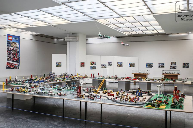 Megnyílt a múzeumi Meseváros