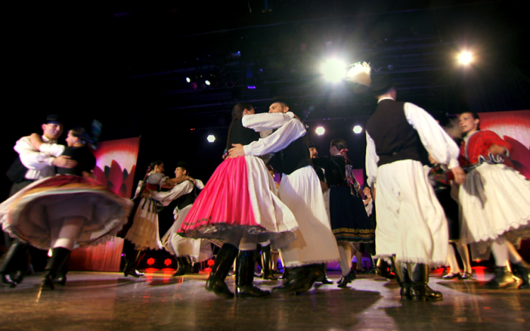 Salgótarjániak az országos néptáncantológián