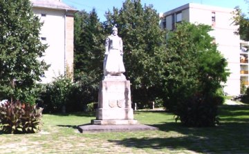 Gliwicében felavatták a salgótarjáni Báthori-szobor másolatát