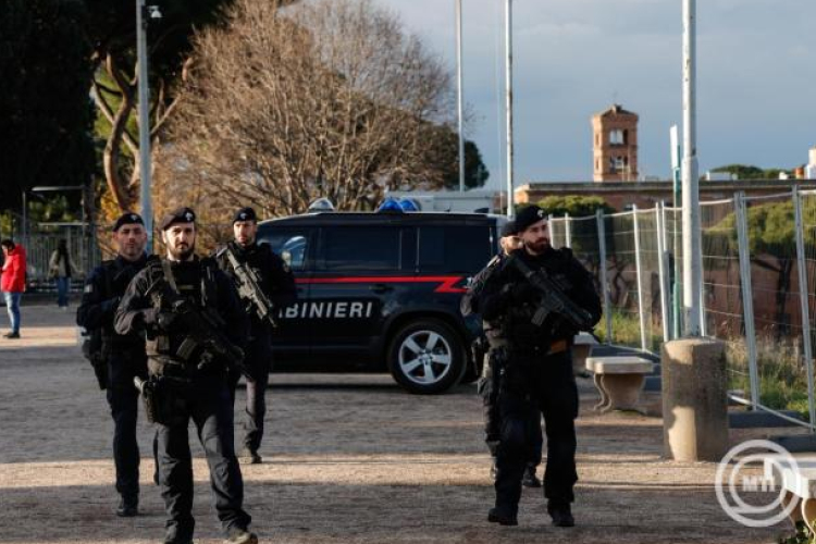 Rómában rendkívüli biztonsági készültséget rendeltek el a Termini-pályaudvarnál migránsok támadásait követően