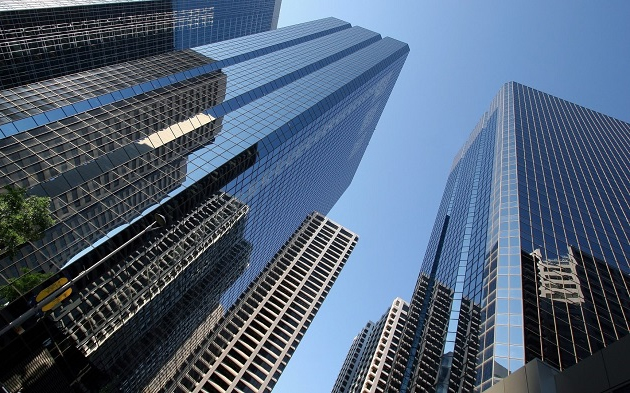 Átlátszó napelemes üvegablakok