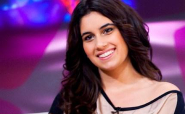 Radics Gigi Londonba utazik