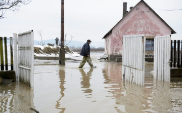 Ki kell váltani az Ipolytarnócon elöntött házakat