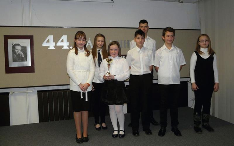 Ifjú vers- és prózamondók versenye Salgótarjánban