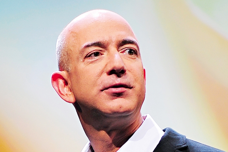 Néhány óráig Jeff Bezos volt a világ leggazdagabb embere