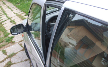 Őrizetben az autófeltörő