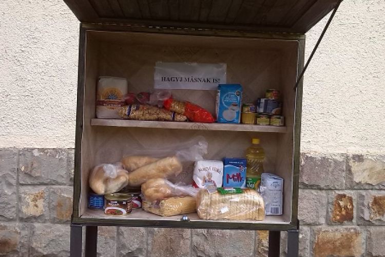 Adománydoboz Zagyvapálfalván