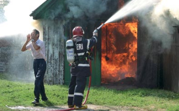 Nem hagyják el házukat a mátraszelei károsultak