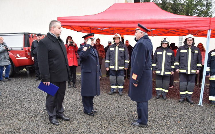 Átadták a Héhalom Önkéntes Tűzoltó Egyesület szertárát