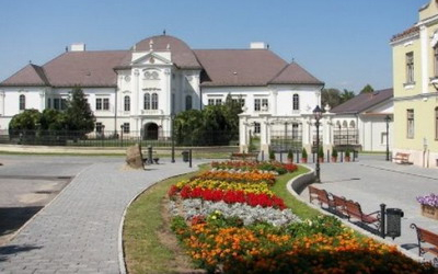 Idén is virágosítanak Szécsényben