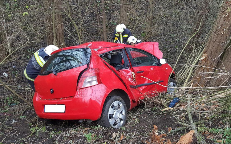 Baleset és tűzeset