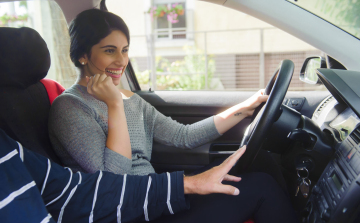 Volánhoz ült Radics Gigi