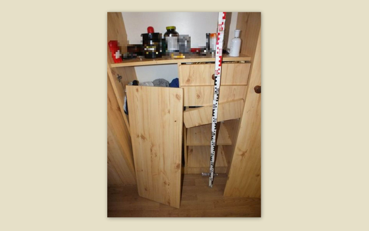 Éjjel törtek haragosukra