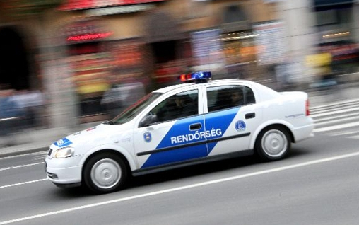 Eltiltották, mégis vezetett