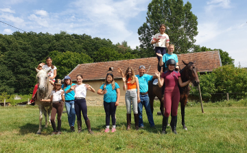 Urbányi Nikolett és Urbányi Zoltán lovastábora Salgótarján