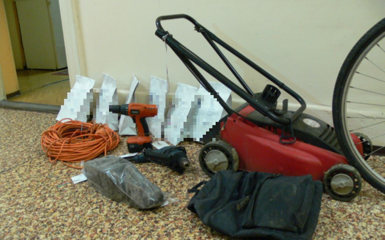 Lakatlan házakat kerestek - videóval