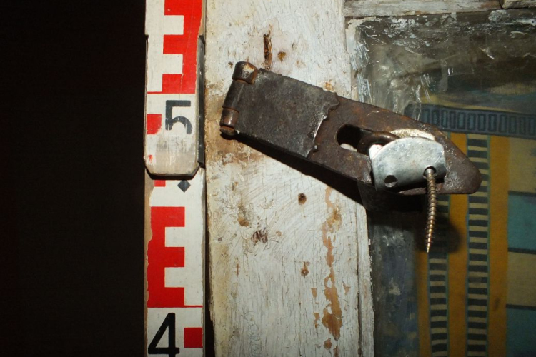 Vitték a tűzhelyt és a hűtőt