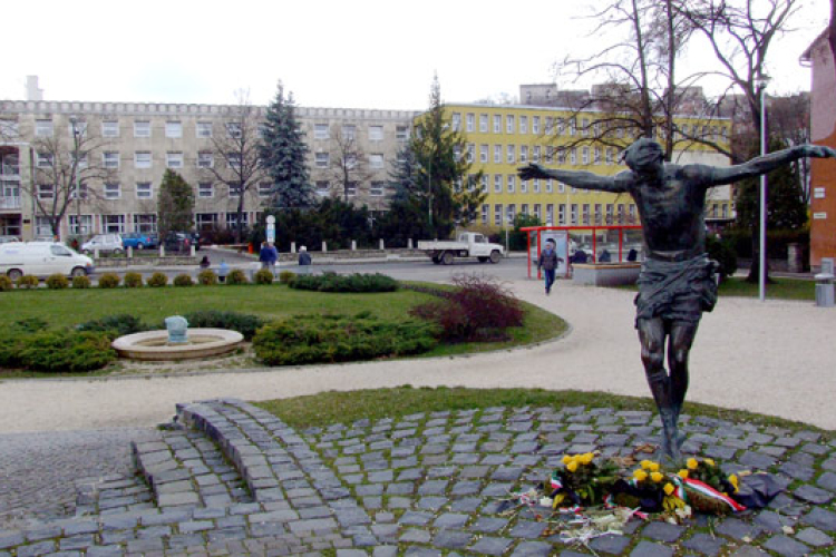 A salgótarjáni December 8. tér történelmi emlékhellyé nyilvánítását kezdeményezik