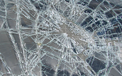 Betörte az ablaküveget
