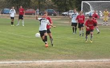 Megizzadhat Szécsényben a listavezető Somos csapata