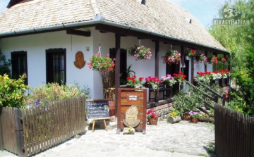 Újra szerencsét próbálhatunk Hollókőn