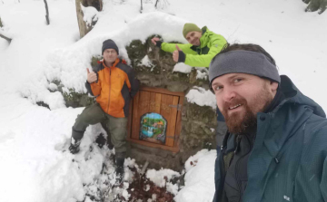 A felújított Felső-Ickós-kút a Medvesen - Zöld Út Természetjárók Egyesülete