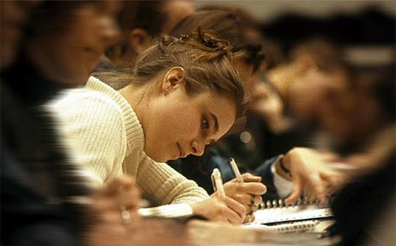 Új alapokon a felsőoktatás