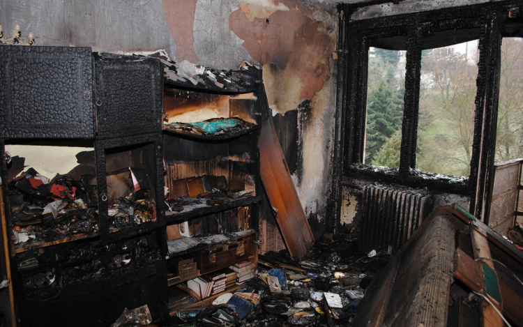 Nyolcemeletesben csaptak fel a lángok Salgótarjánban