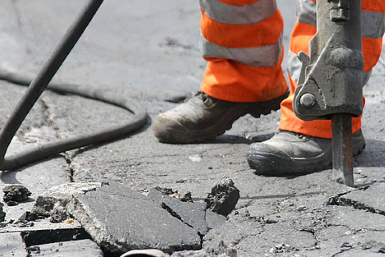 Útfelújítási munkálatok kezdődtek Salgótarjánban