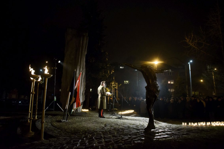 Gyásznapi megemlékezés Salgótarjánban