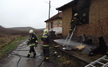 Tűz Bátonyterenyén és Nagybárkányban