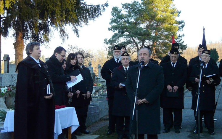 Főhajtás a lavinaszerencsétlenség áldozatai előtt