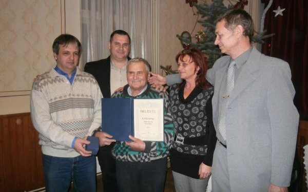 Díszpolgári címet alapítottak Bokorban