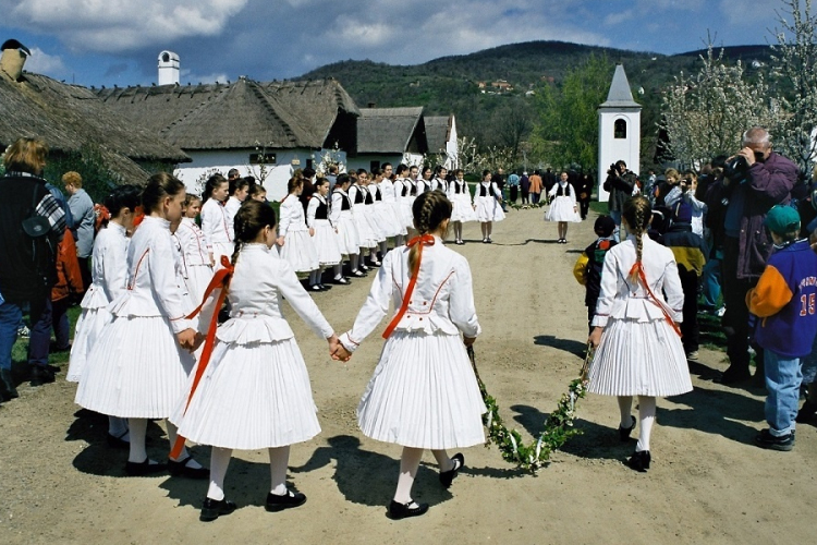 Őrült húsvéti hagyományok