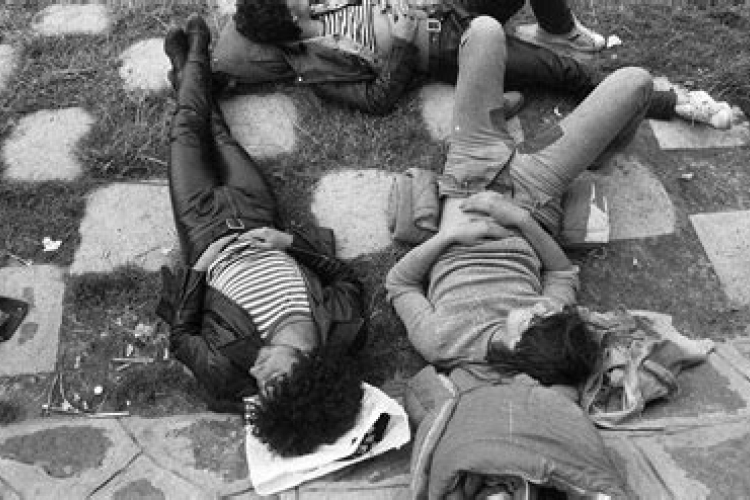 Huligántalálkozó - Földvár - a szabadság látszatának csalóka illúziója.