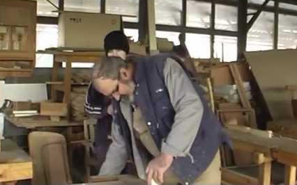 Asztalosmester népszerűsíti a kézművességet