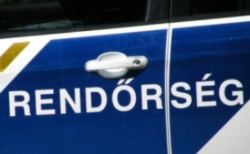 Lopták a fát és a fémet